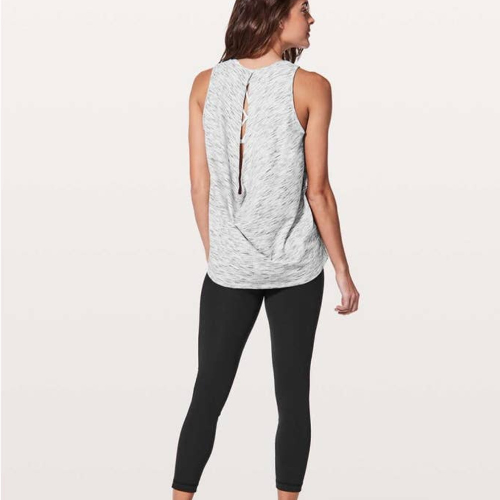 Lululemon low key tank in silver tiger